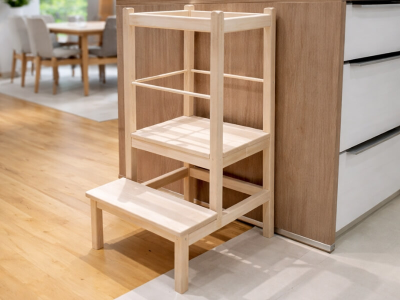 Otroški pomagalček, ki spodbuja